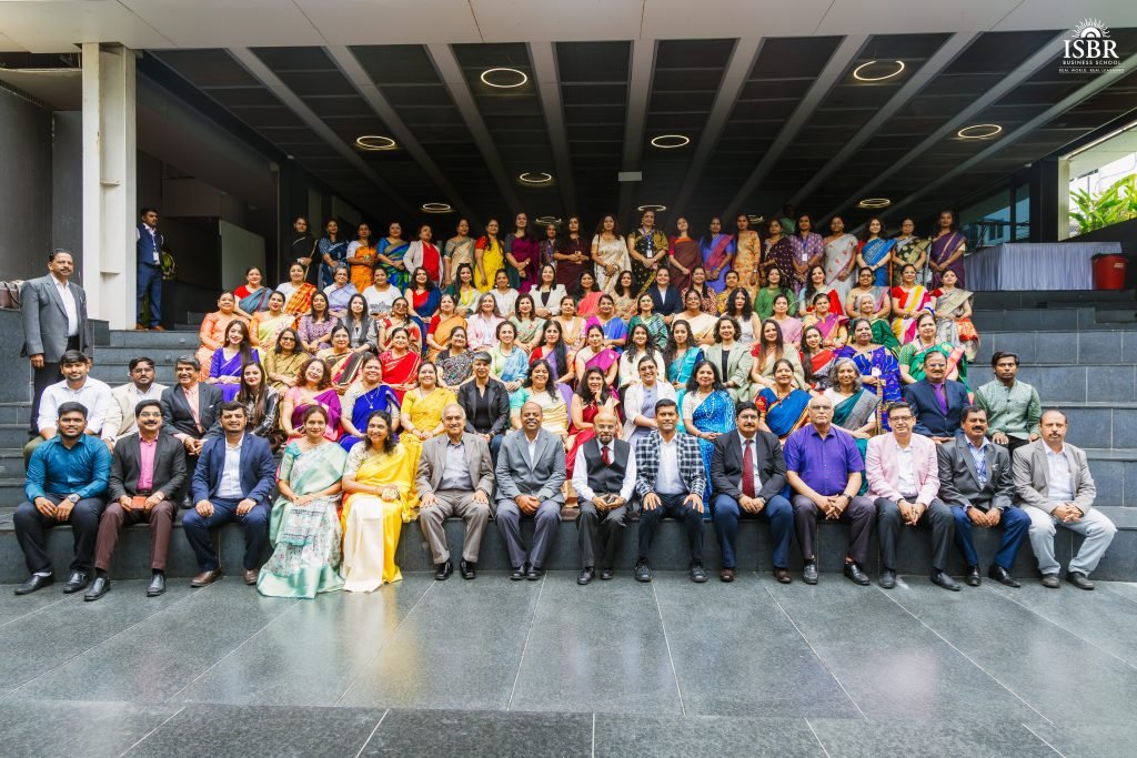 Dr. Sangeeta Katti receiving the Abhinandana 2026 Power Star Award